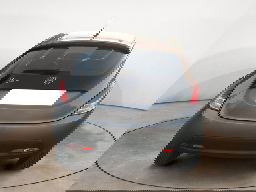 Lancia Ypsilon usata a Taranto (6)