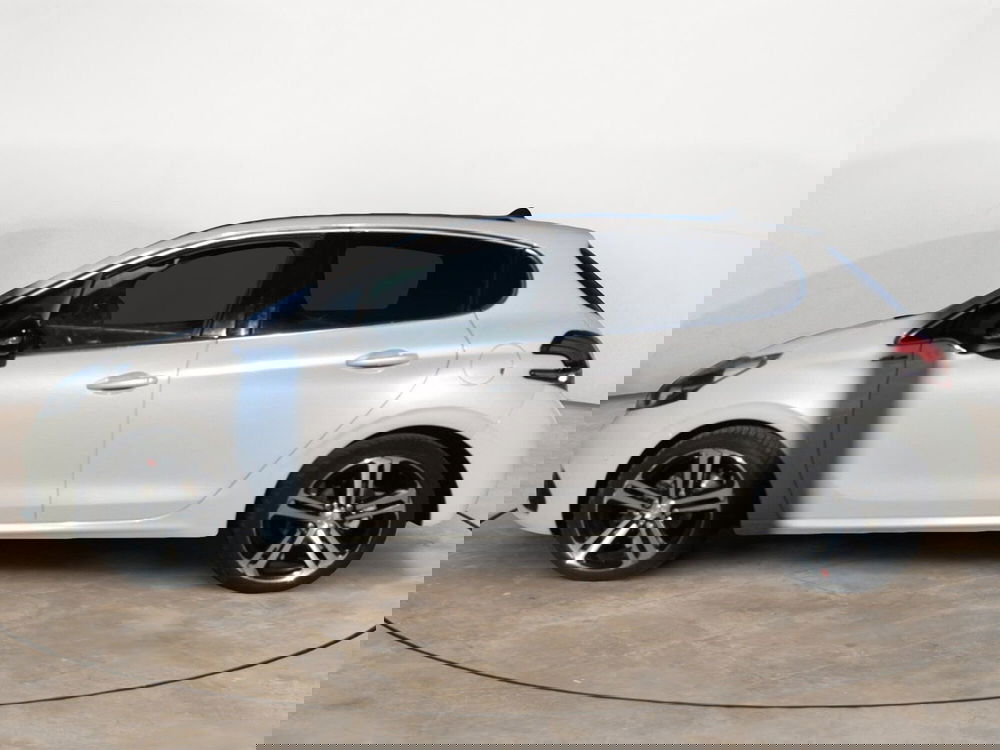 Peugeot 208 usata a Brindisi (5)