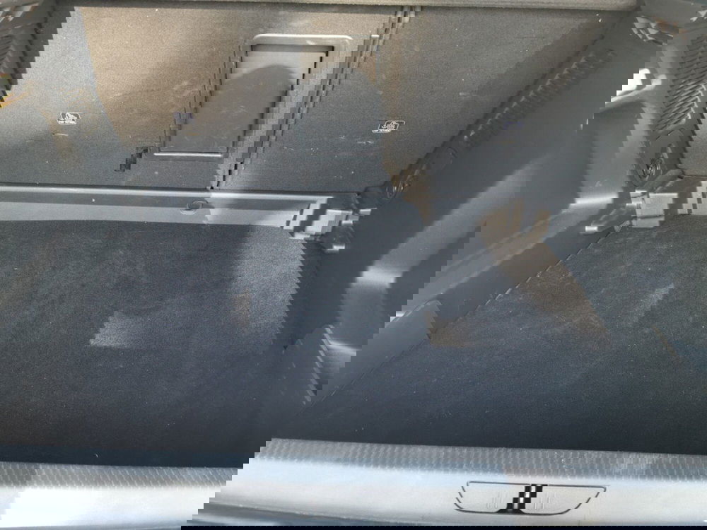 Opel Grandland usata a Taranto (20)