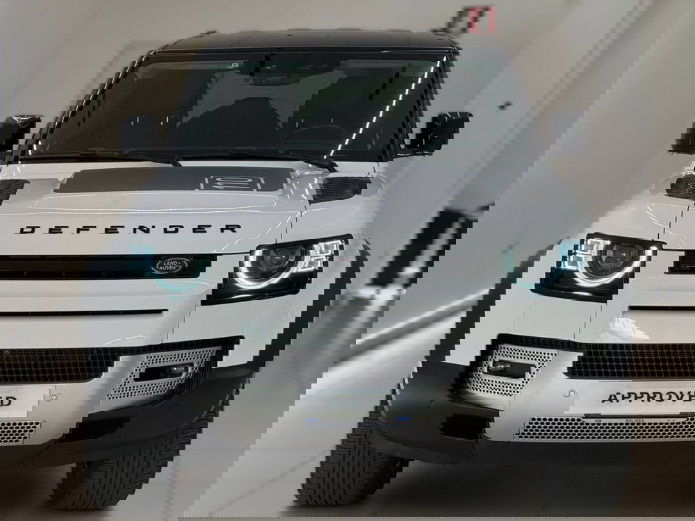 Land Rover Defender usata a Savona (8)