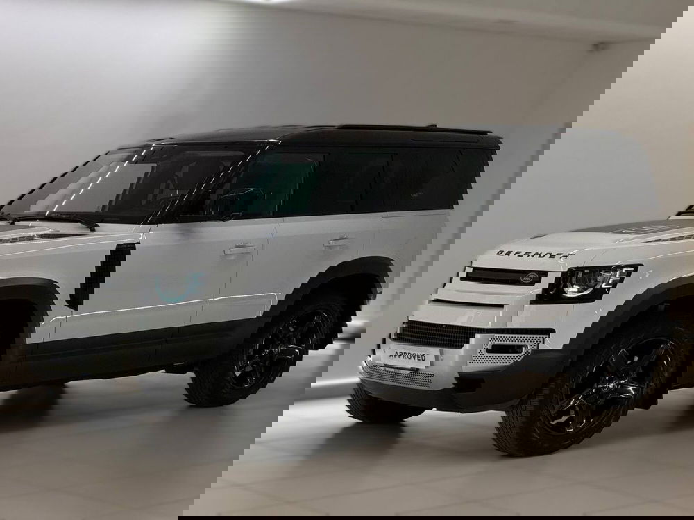 Land Rover Defender usata a Savona