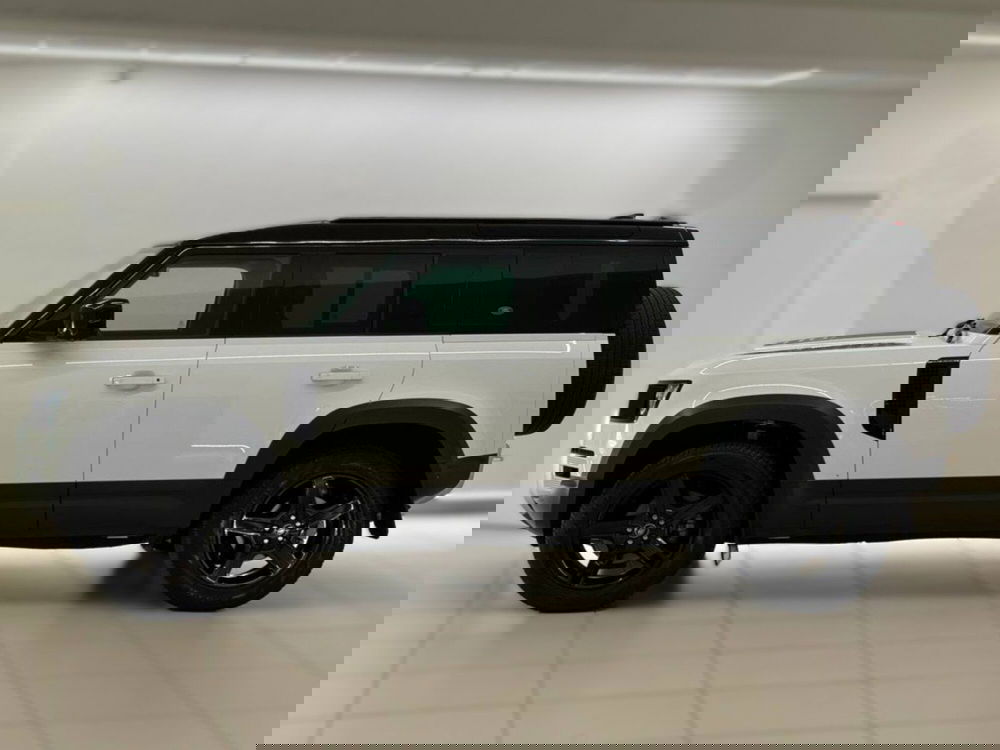 Land Rover Defender usata a Savona (6)