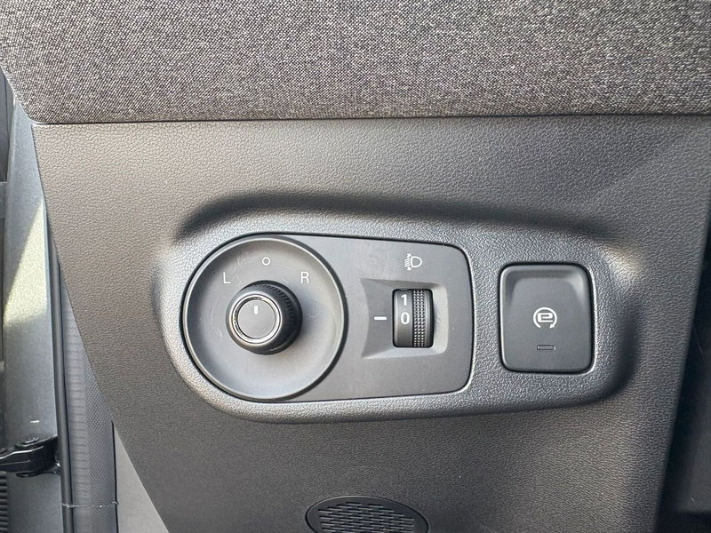 Mg ZS nuova a Monza e Brianza (16)