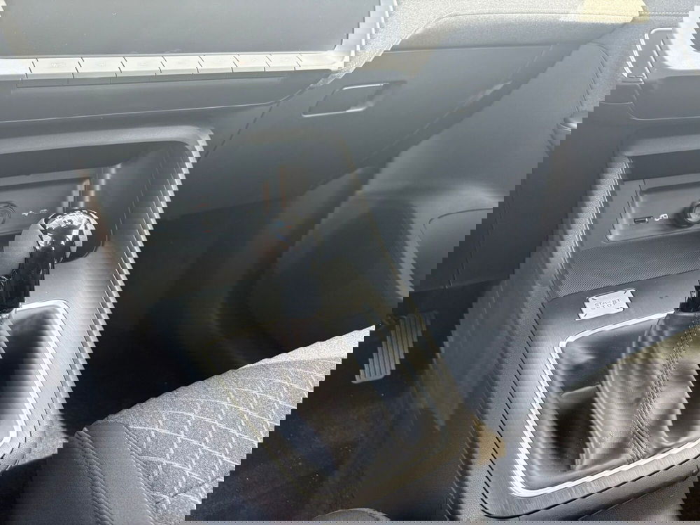 Mg ZS nuova a Monza e Brianza (15)