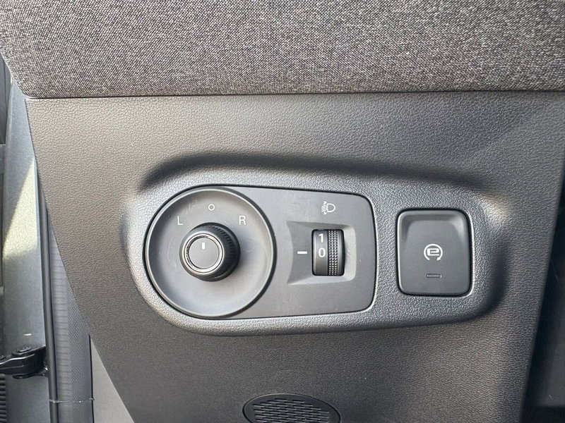 Mg ZS nuova a Monza e Brianza (16)