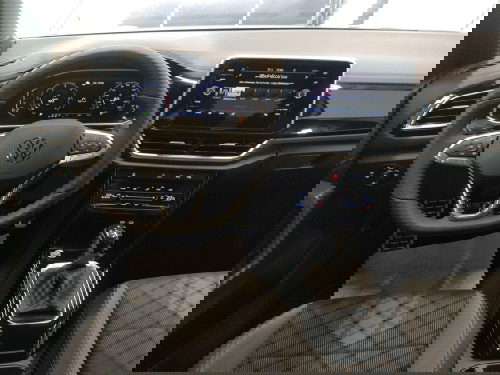 Volkswagen T-Roc nuova a Bologna (16)