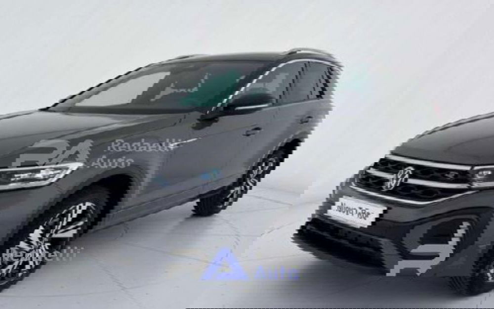 Volkswagen T-Roc nuova a Lecco (2)