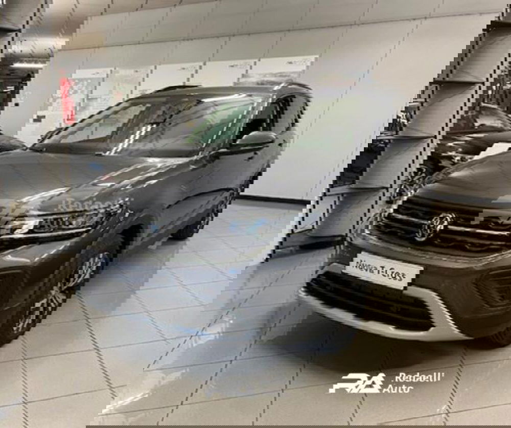 Volkswagen T-Cross nuova a Lecco