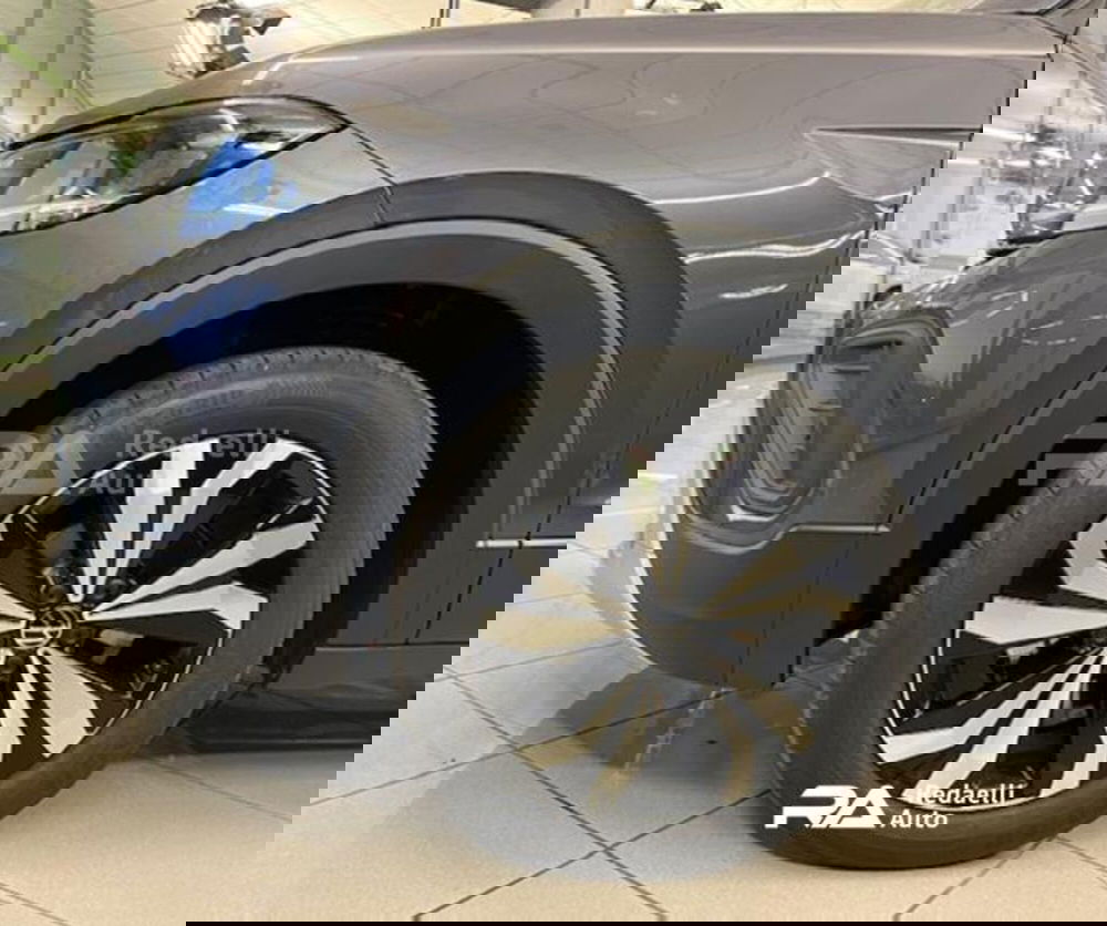 Volkswagen T-Cross nuova a Lecco (6)