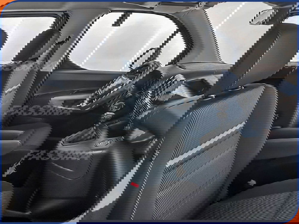 Fiat Doblò nuova a Milano (14)