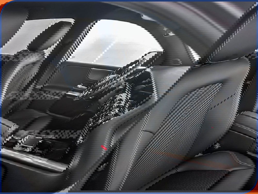 Mercedes-Benz Classe B usata a Milano (14)