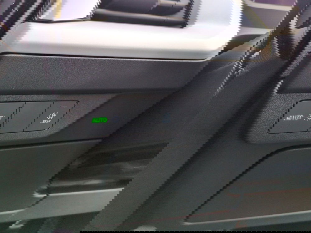 Audi Q4 Sportback usata a Agrigento (17)