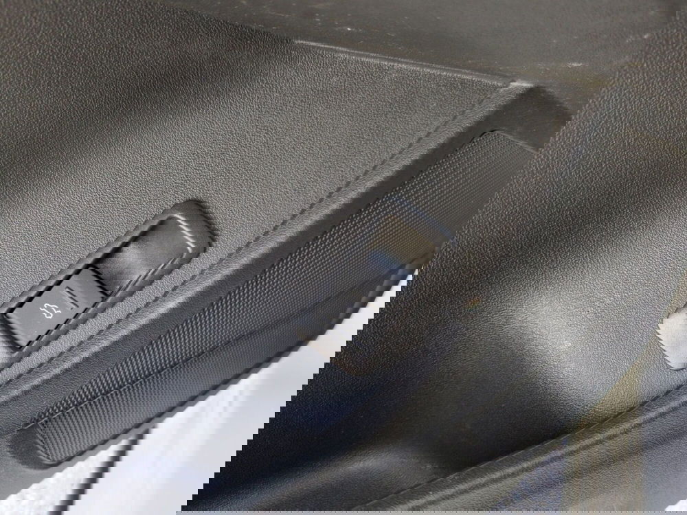 Audi Q4 Sportback usata a Agrigento (18)