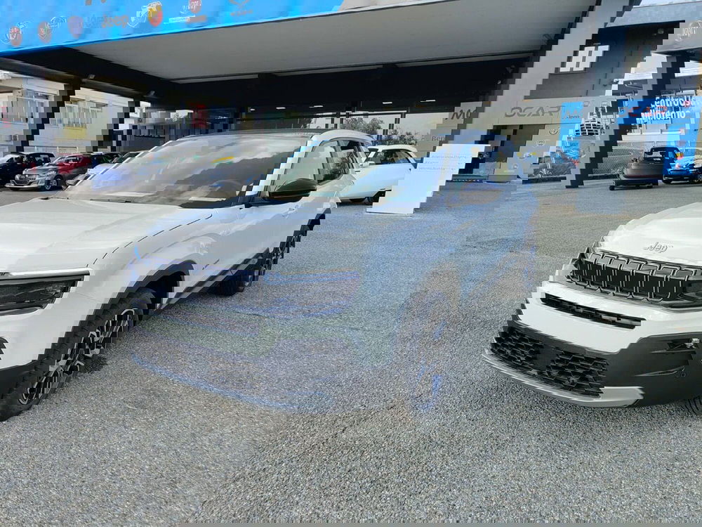 Jeep Avenger nuova a Torino