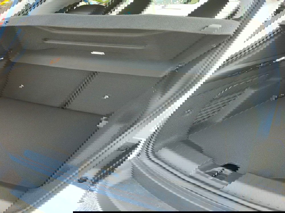 Jeep Avenger nuova a Torino (10)