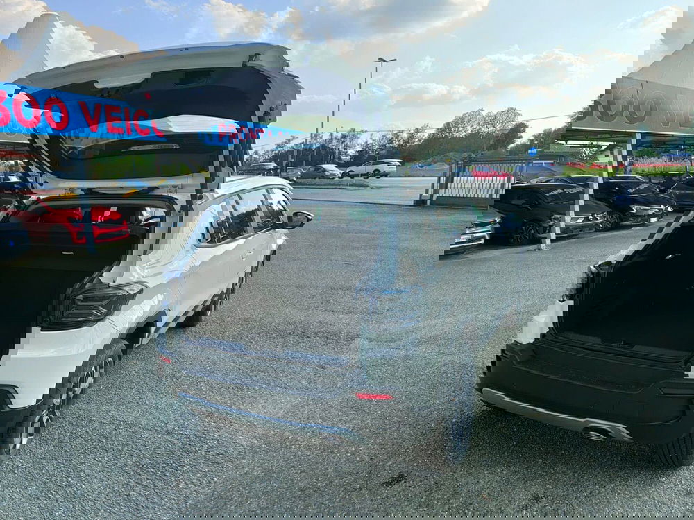 Jeep Avenger nuova a Torino (11)