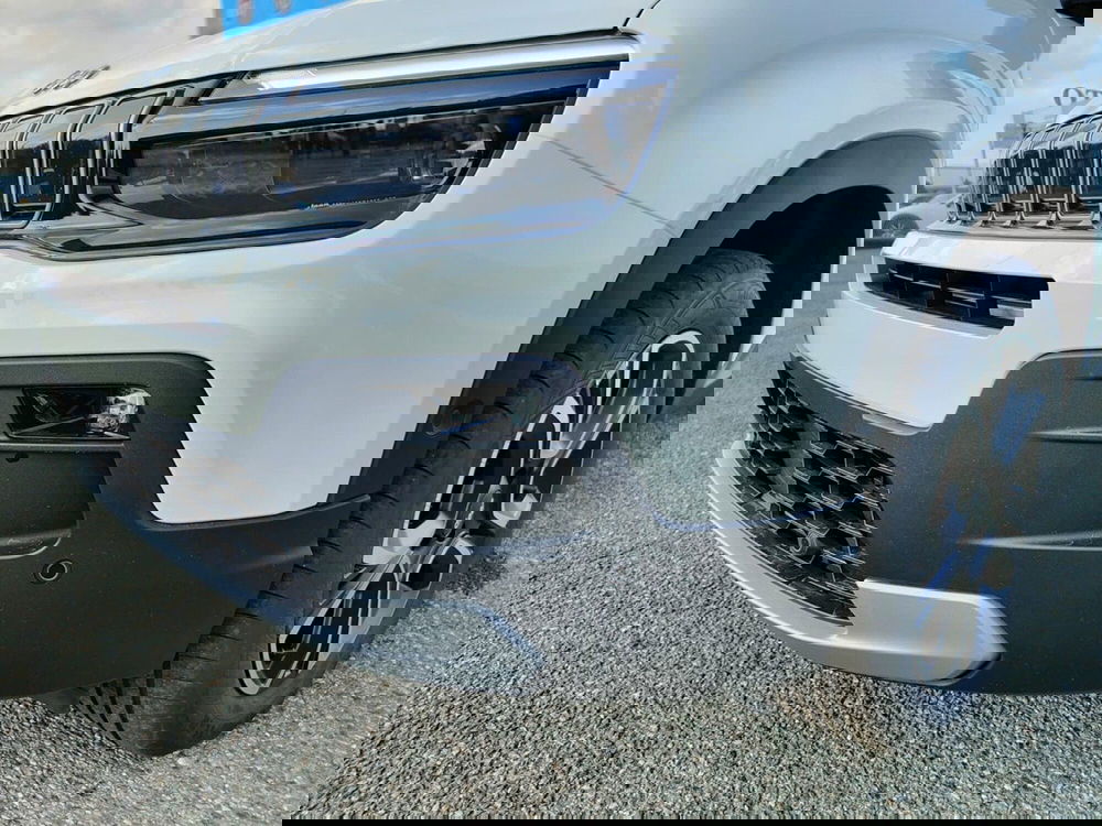 Jeep Avenger nuova a Torino (16)