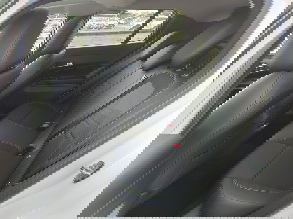 Jeep Avenger nuova a Torino (18)