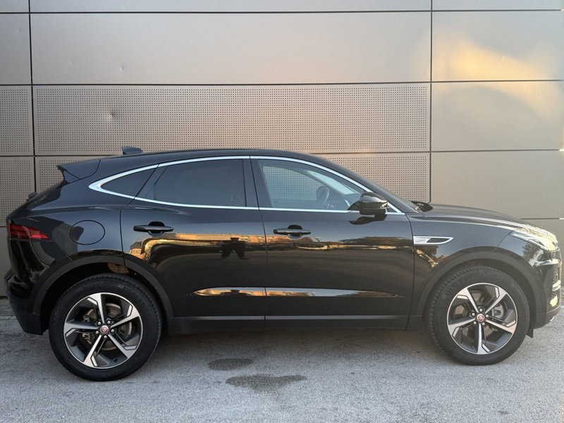 Jaguar E-Pace usata a Chieti (6)