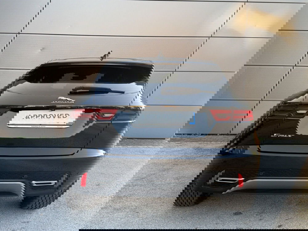 Jaguar E-Pace usata a Chieti (7)