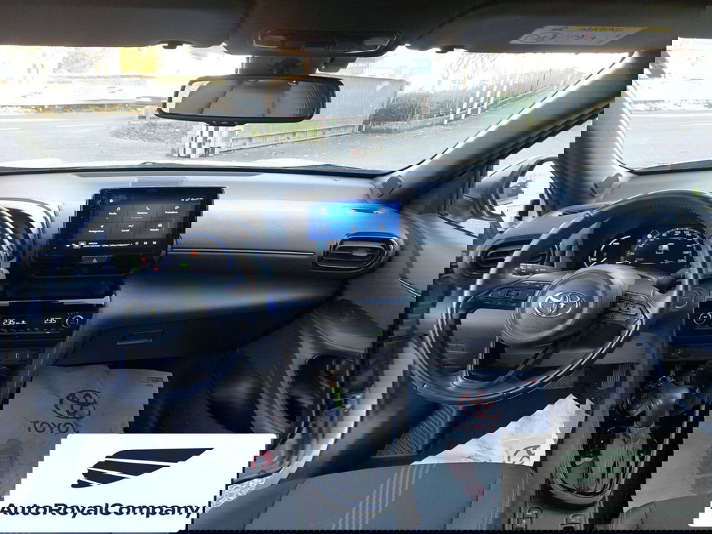 Toyota Yaris Cross usata a Roma (11)