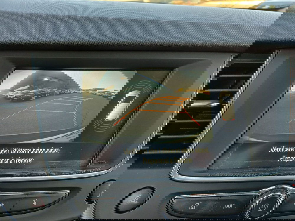 Opel Crossland X usata a Modena (15)