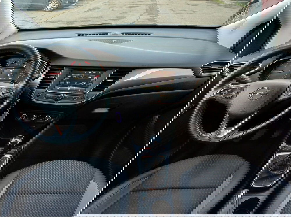 Opel Crossland X usata a Modena (9)