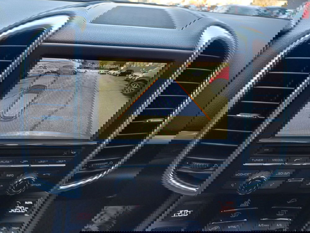 Porsche Cayenne usata a Modena (16)
