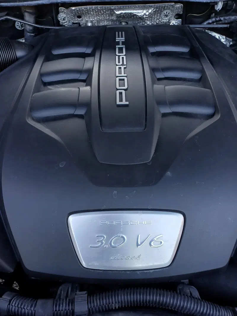 Porsche Cayenne usata a Modena (17)
