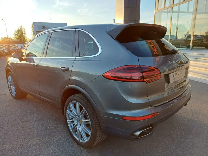 Porsche Cayenne usata a Modena (6)