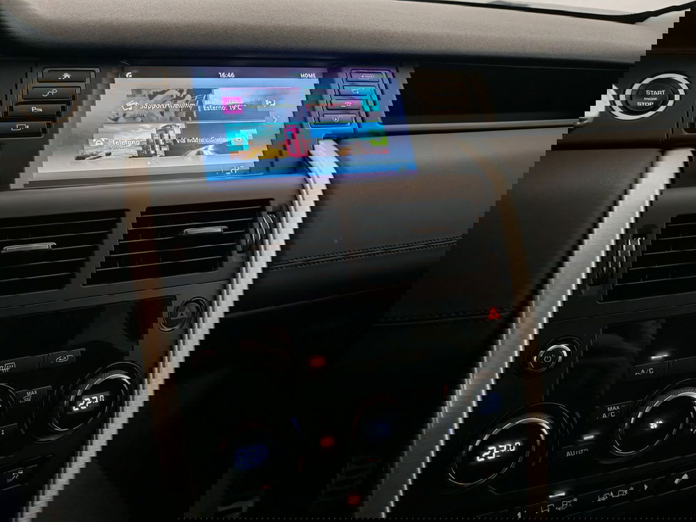 Land Rover Discovery Sport usata a Verbano Cusio Ossola (14)