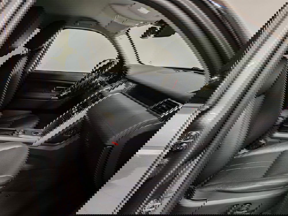 Land Rover Discovery Sport usata a Verbano Cusio Ossola (3)