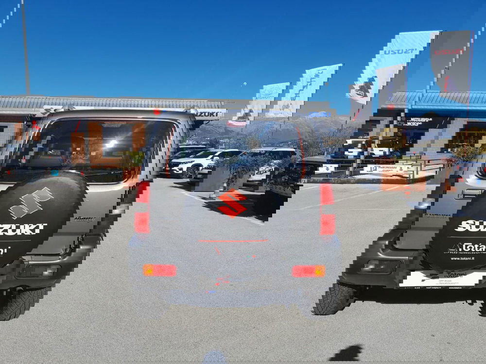 Suzuki Jimny usata a L'Aquila (18)