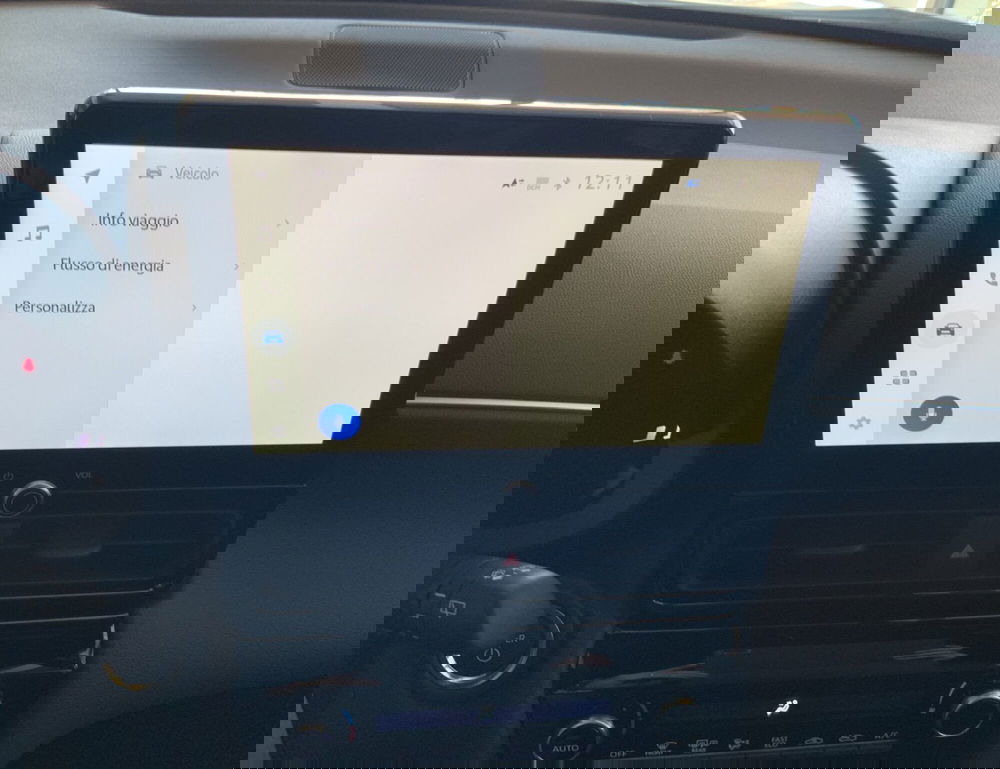 Toyota Yaris Cross nuova a Reggio Calabria (10)