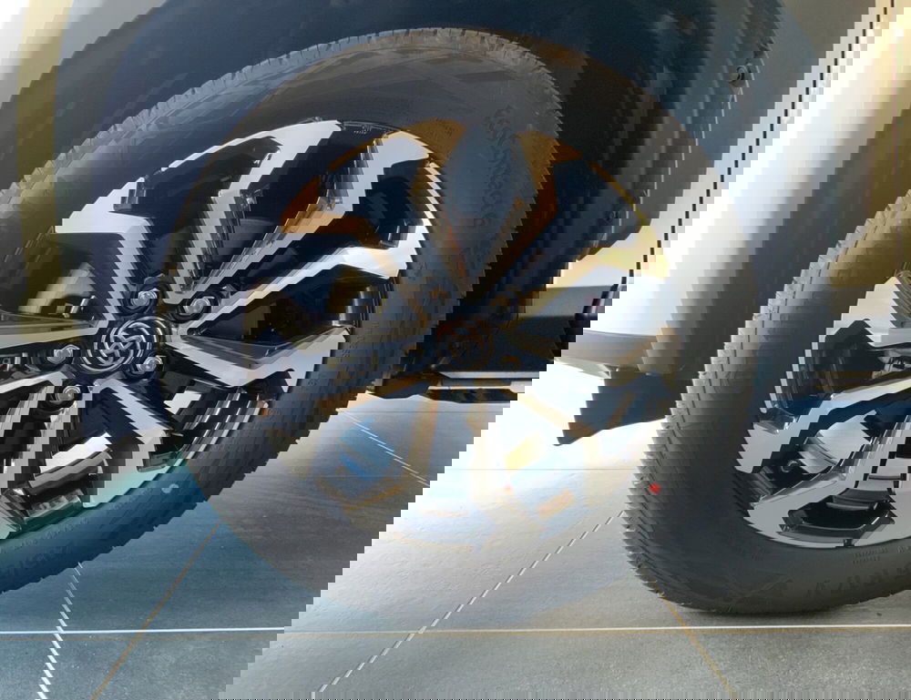 Toyota Yaris Cross nuova a Reggio Calabria (5)