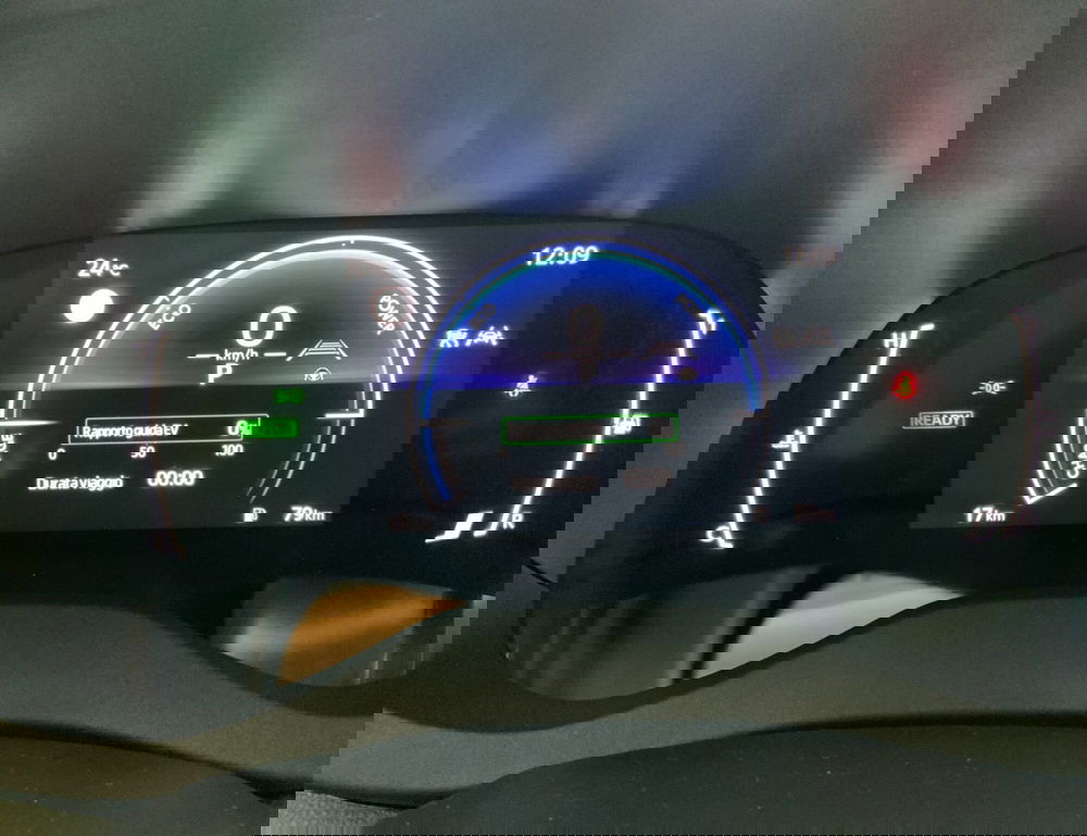 Toyota Yaris Cross nuova a Reggio Calabria (9)