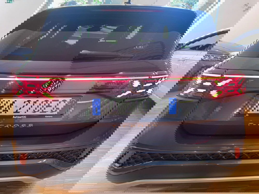 Volkswagen T-Cross nuova a Genova (12)
