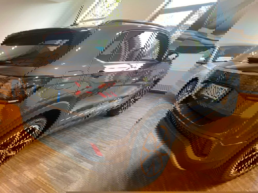 Volkswagen T-Cross nuova a Genova (5)