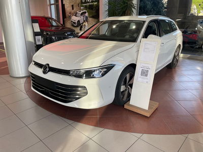 Volkswagen Passat 1.5 tsi ehybrid Business 204cv dsg nuova a Genova
