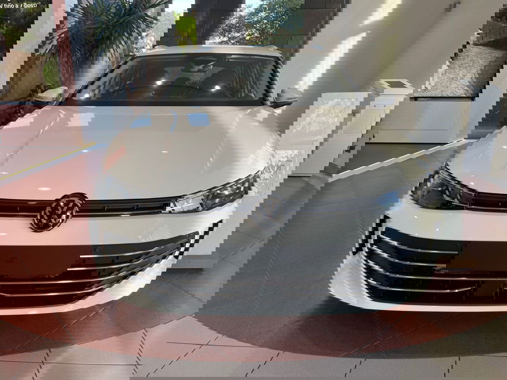 Volkswagen Passat nuova a Genova (5)