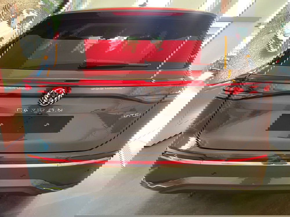 Volkswagen Tayron nuova a Genova (3)