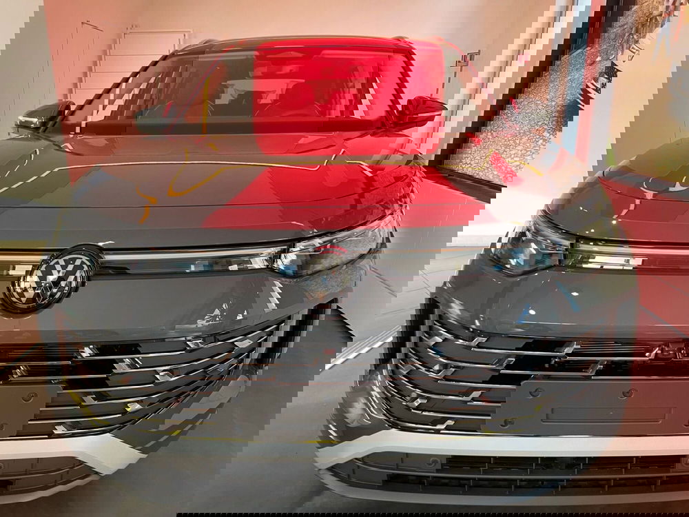 Volkswagen Tayron nuova a Genova (5)