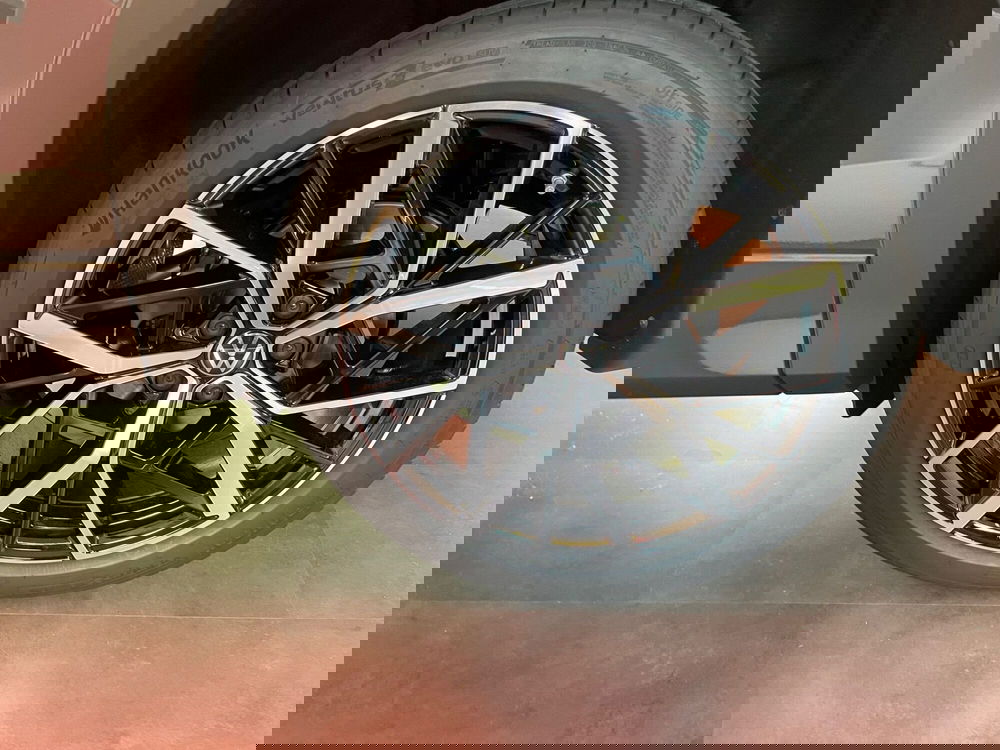 Volkswagen Tayron nuova a Genova (9)