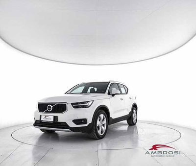 Volvo XC40 D3 AWD Geartronic Momentum del 2018 usata a Viterbo