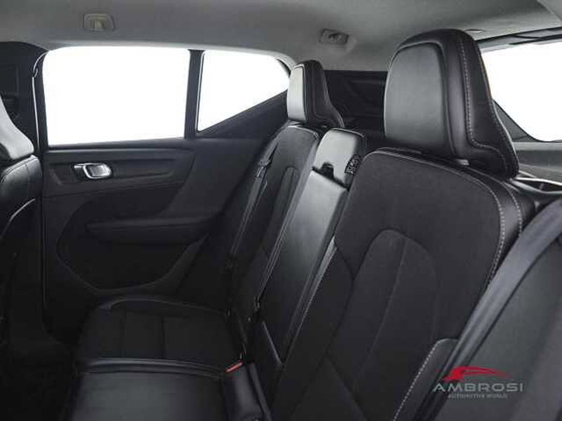 Volvo XC40 usata a Viterbo (10)