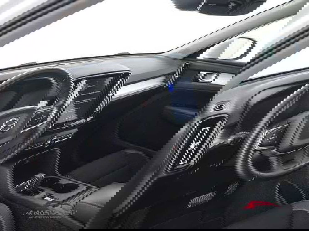 Volvo XC40 usata a Viterbo (8)