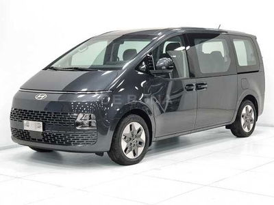 Hyundai Staria 1.6 hev 2wd auto nuova a Vicenza