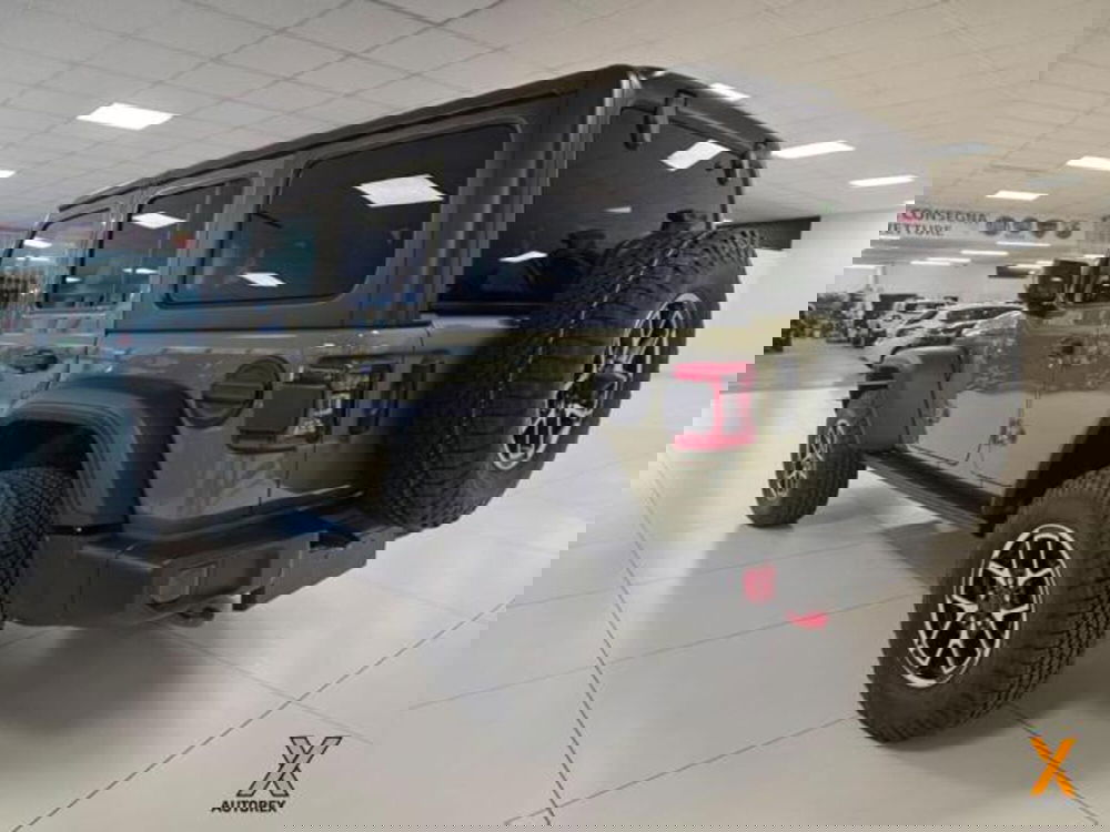 Jeep Wrangler Unlimited nuova a Varese (11)