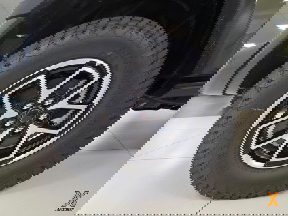 Jeep Wrangler Unlimited nuova a Varese (12)