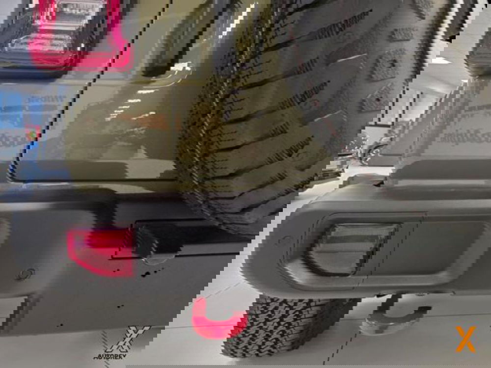 Jeep Wrangler Unlimited nuova a Varese (13)